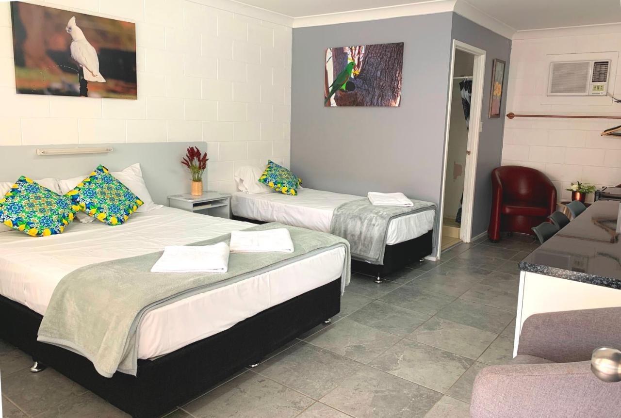 Spanish Lace Motor Inn Townsville Eksteriør billede