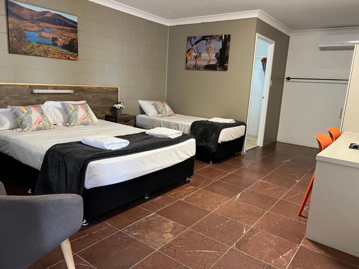 Spanish Lace Motor Inn Townsville Eksteriør billede