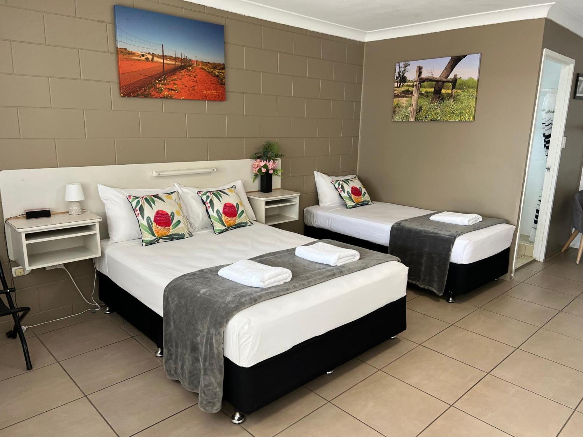 Spanish Lace Motor Inn Townsville Eksteriør billede