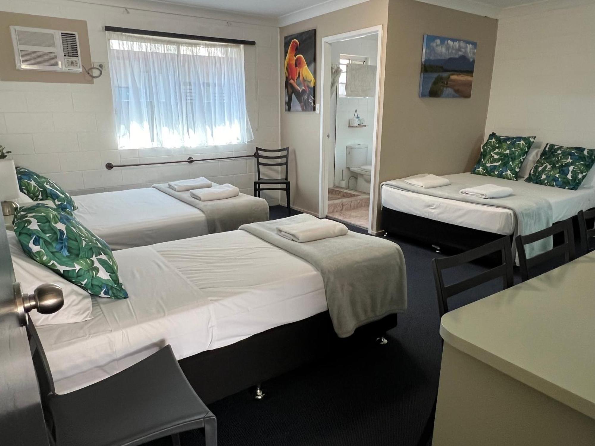 Spanish Lace Motor Inn Townsville Eksteriør billede