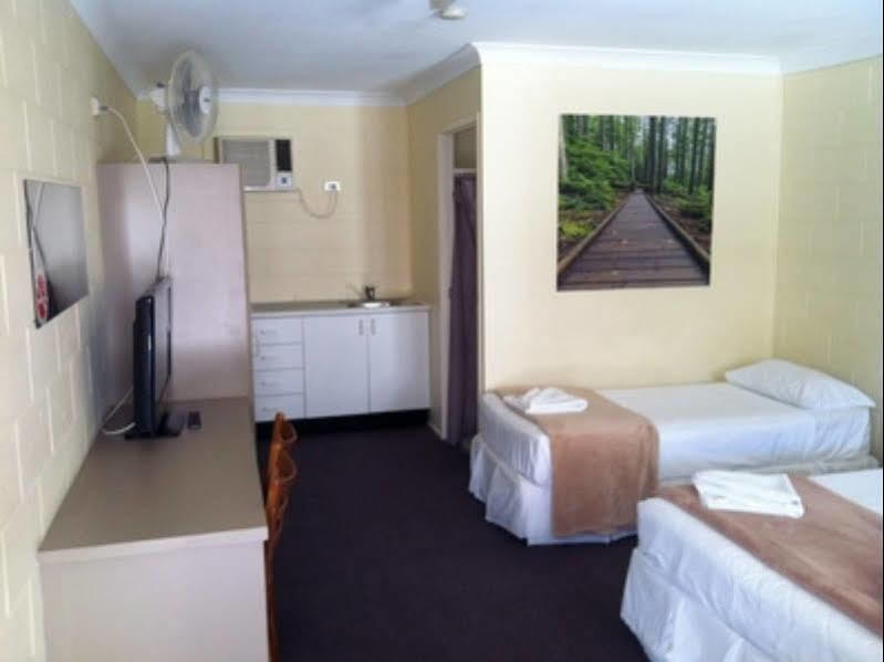 Spanish Lace Motor Inn Townsville Eksteriør billede